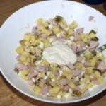 Imprezowa sałatka ziemniaczana Pani Heli