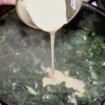 Szpinak na gęsto z serem pleśniowym