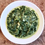 Szpinak na gęsto z serem pleśniowym