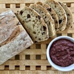 Tapenada pasta z oliwek anchois i kaparów