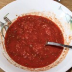 pulpa pomidorowa w dużej misce