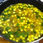 Zupa z cukinią i grzankami