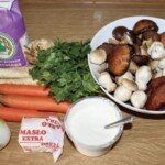 Zupa ze świeżych grzybów leśnych składniki