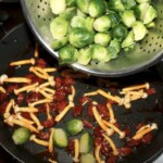 Brukselka z chorizo oraz z grzybami shimeji