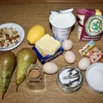 Ciasto z gruszkami i bakaliami na jogurcie składniki