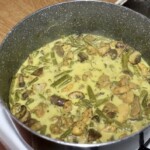 Gulasz drobiowy z pieczarkami i fasolką