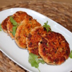 Kotleciki z łososia z pastą curry po tajsku