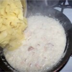 Makaron z łososiem wędzonym na śmietance