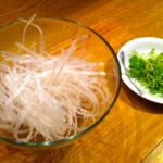 kiełki sojowe w misce