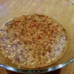 sos musztardowy w misce