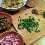 Pyszna sałatka ziemniaczana z sosem musztardowym