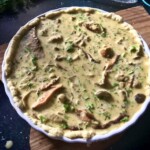 Tarta z grzybami leśnymi na śmietance