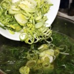 Zupa egipska z kurczakiem z jogurtem