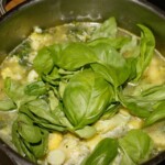 Zupa krem z brokuła bazylią pachnąca