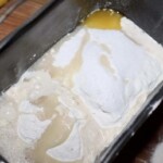 ciasto drożdżowe w przygotowaniu