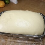 wyrośnięte ciasto drożdżowe