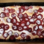 Ciasto z truskawkami drożdżowe