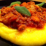 Gulasz włoski w pomidorach z polentą