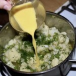 Kalafior z groszkiem w sosie lekko cytrynowym