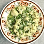 Kalafior z groszkiem w sosie lekko cytrynowym