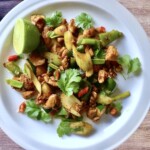 Kurczak na ostro z pastą fasolową i papryką