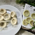 mrożone serca karczochów na talerzu