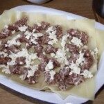 Lasagne z grzybami leśnymi i włoską kiełbasą