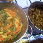 Makaron z karczochami i pomidorami