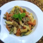 Makaron z karczochami i pomidorami