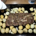 Wieprzowina pieczona po grecku z cebulkami