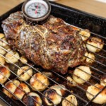 wieprzowina pieczona po grecku z ziemniakami i cebulką perłową