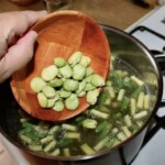 Zupa jarzynowa z fasolką szparagową i bobem