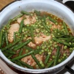 Duszony kurczak z fasolką szparagową i groszkiem