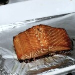 Łosoś pieczony marynowany po azjatycku