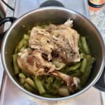 Udko z kurczaka duszone z fasolką i ziemniakami