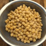 ugotowana ciecierzyca na sicie