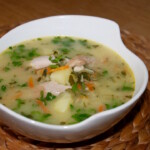 Zupa ogórkowa z kurczakiem