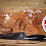 kiełbasa śląska krojona na kawałki