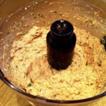 w misce malaksera znajduje się farsz mięsny