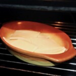 ser raclette wytapia się w piekarniku