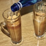 Kawa frappe mrożona w greckim stylu