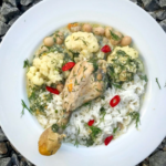 Kurczak w sosie koperkowym z kalafiorem