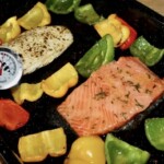 Łosoś z piekarnika podany z ciecierzycą na gęsto