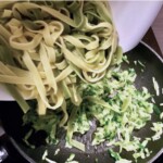 Makaron z cukinią szynką dojrzewającą i figami