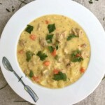 Potrawka z kurczaka w sosie cytrynowym z Grecji