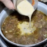 Pulpety cielęce duszone z warzywami i czosnkiem