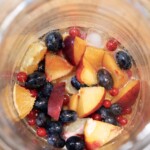 sangria w dzbanku szklanym