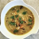 Zupa pieczarkowa z koprem włoskim i zacierką
