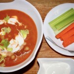 Zupa pomidorowa na ostro z fenkułem i ciecierzycą