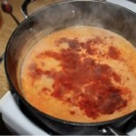 Zupa rybna z krewetkami i mieloną papryką